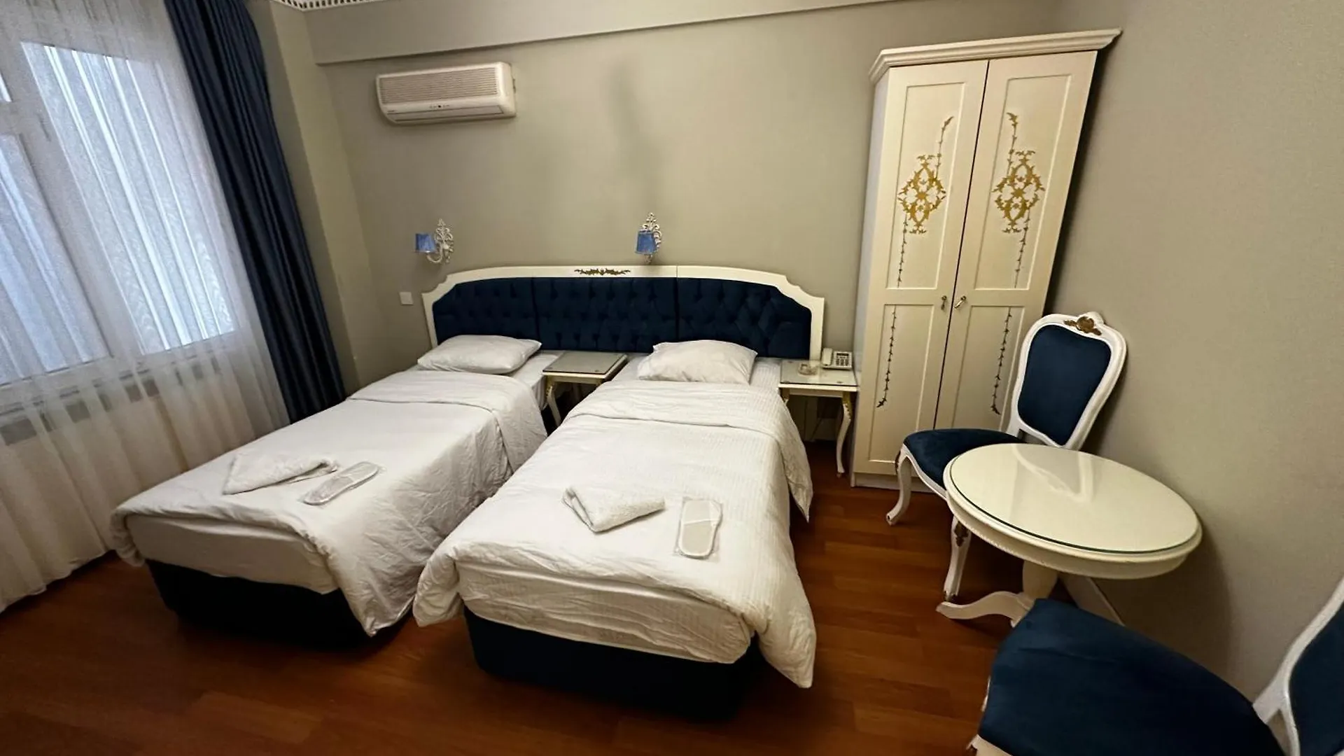 Alyon Hotel - Taksim Istambul 3*,